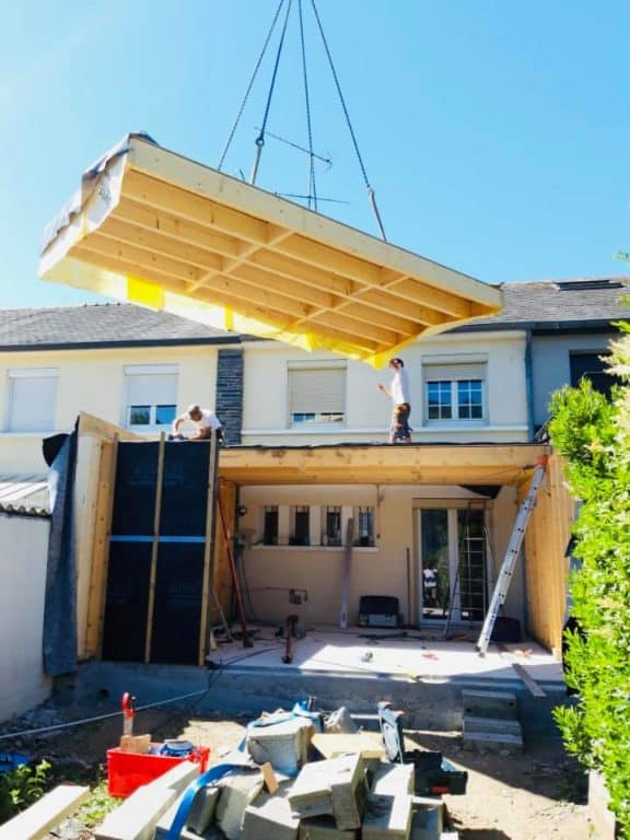 Travaux de surélévation pour la création d'une extension bois à Angers