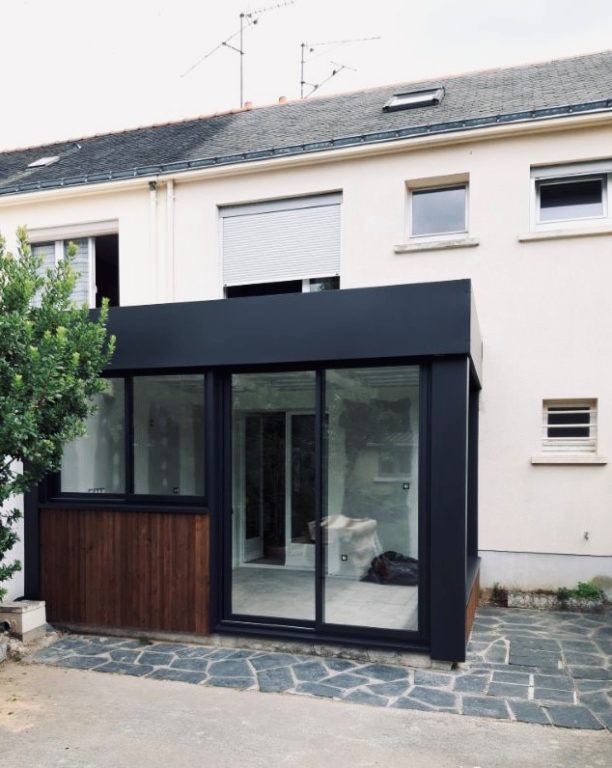Agrandissement maison bois Angers avec baie vitrée