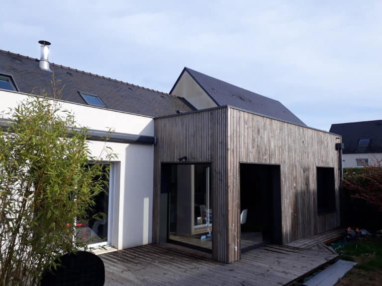 Extension de maison bois sur maison neuve dans le Maine-et-Loire