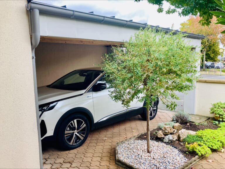 Abri voiture en alu blanc angers